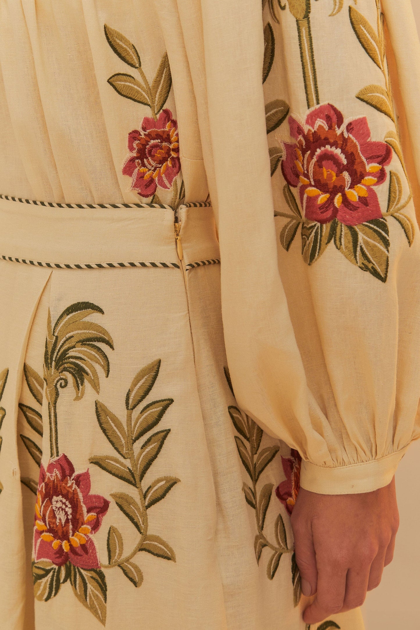 FARM Rio Sand Tropical Flower Embroidered LENZING™ ECOVERO™ Euroflax™ Maxi Skir