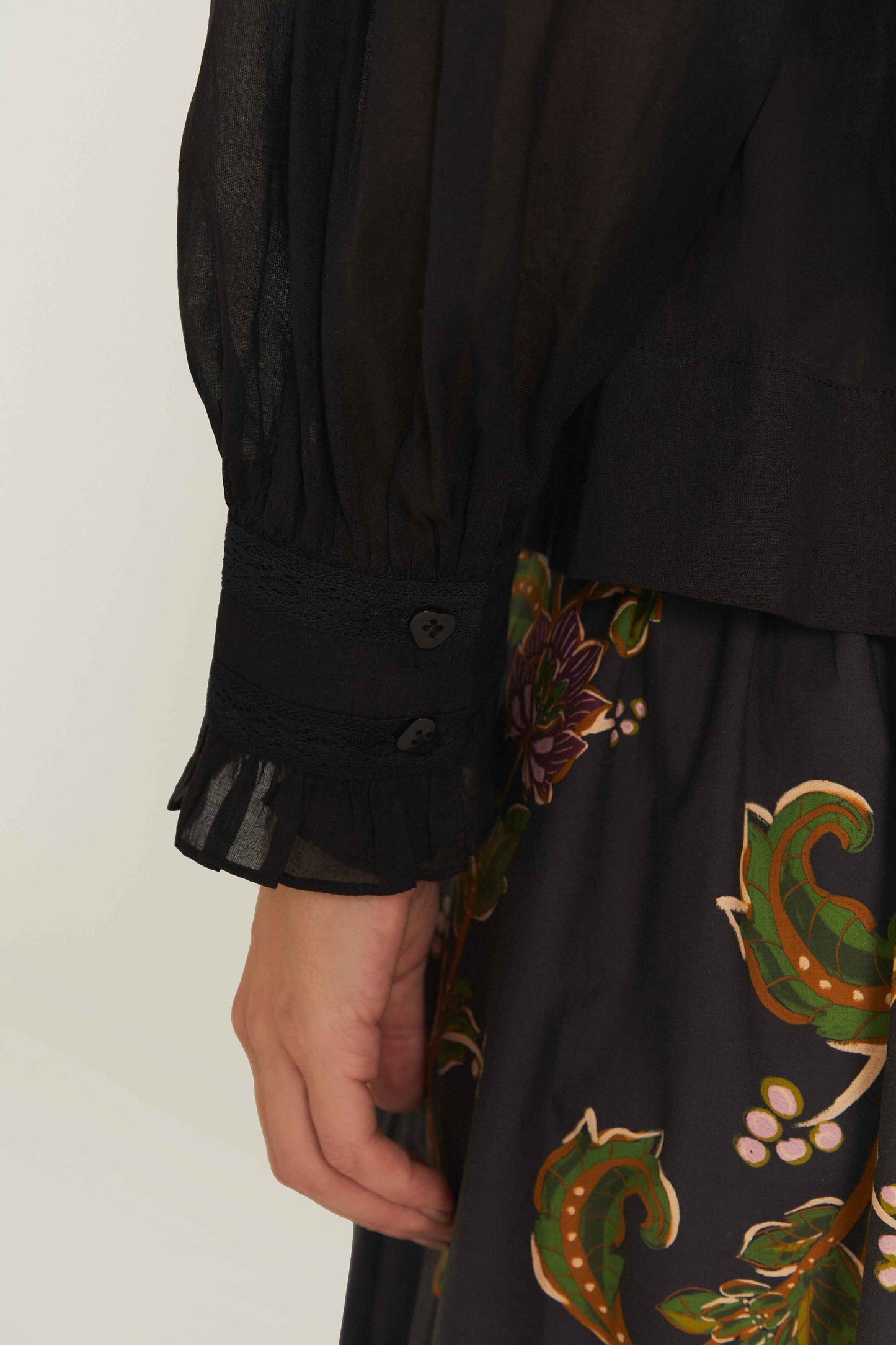 FARM Rio Black Short Sleeve Collar Blouse