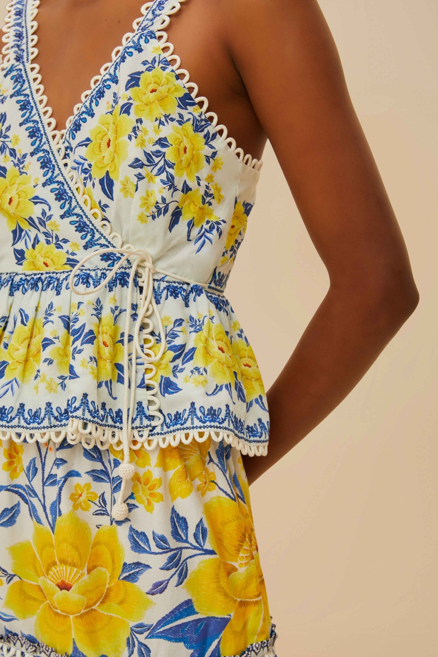 FARM Rio Off-White Zuli Sleeveless Blouse