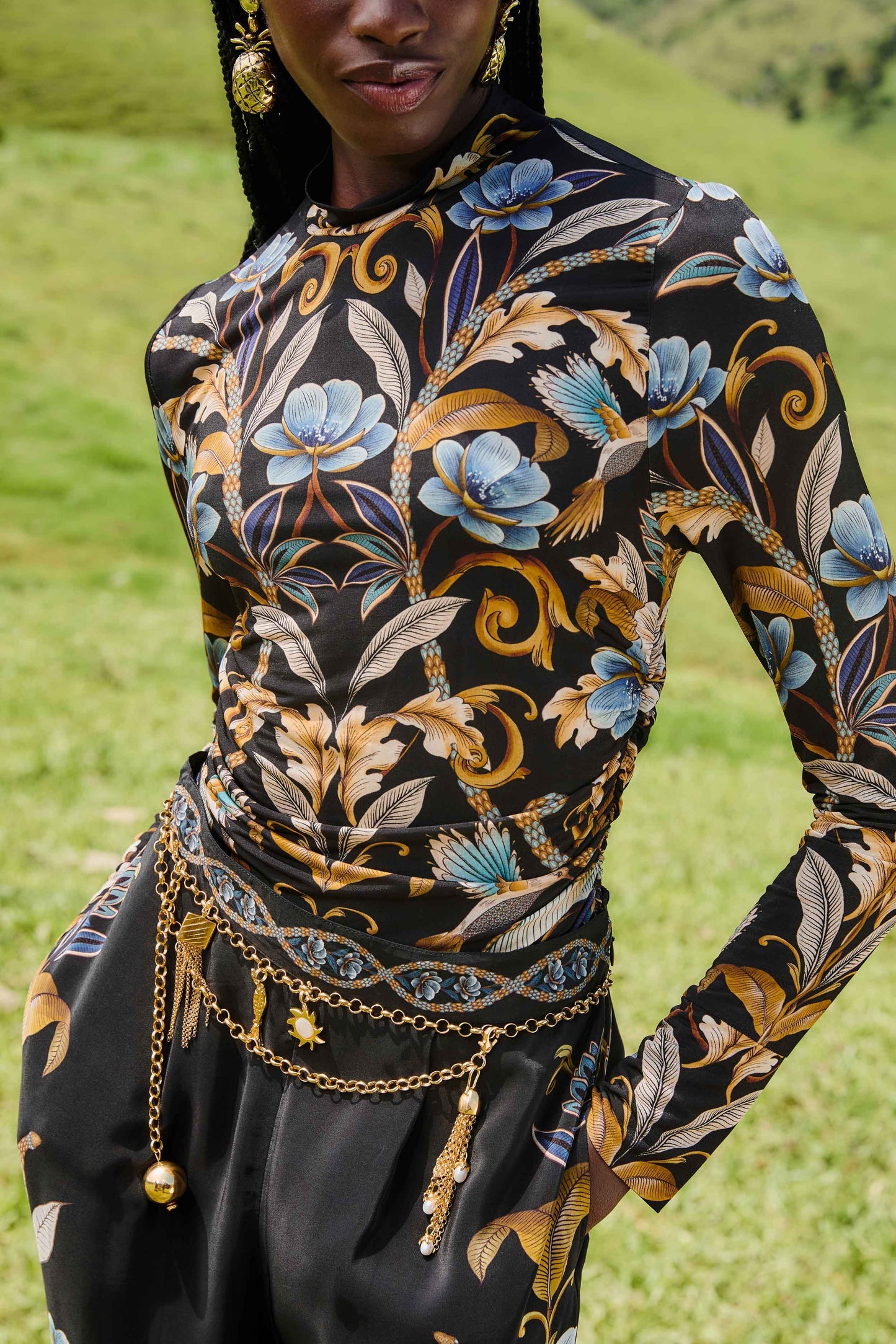 FARM Rio Black Flowerful Garden Jersey Blouse | FARM Rio
