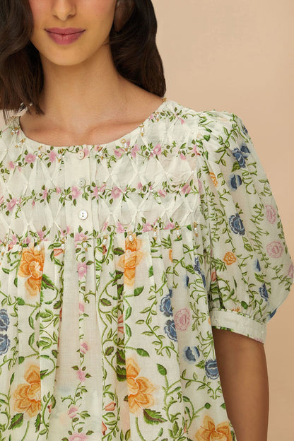 FARM Rio Folk Floral Off-White Scoop Neck Short Sleeve Blouse