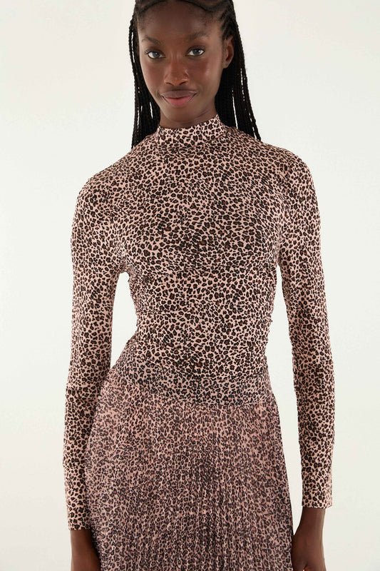 FARM Rio Pink Baby Leopard Jersey Blouse | FARM Rio