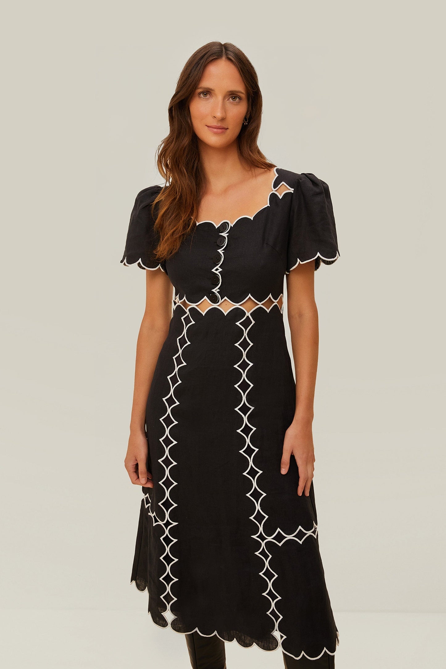 FARM Rio Black Short Sleeve LENZING™ ECOVERO™ Euroflax™ Maxi Dress