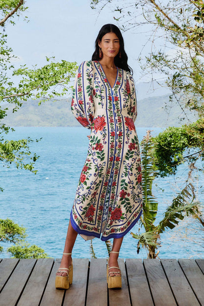 FARM Rio Off-White Flower Tapestry LENZING™ ECOVERO™ Euroflax™ Maxi Dress