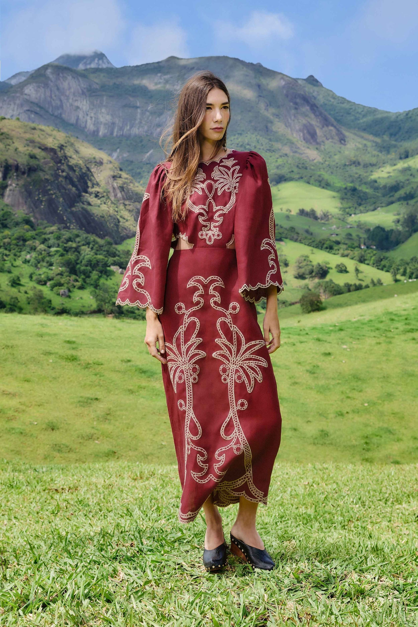 FARM Rio Red Artisanal Cut-Out Embroidered Euroflax� Premium Linen Maxi Dress | FARM Rio