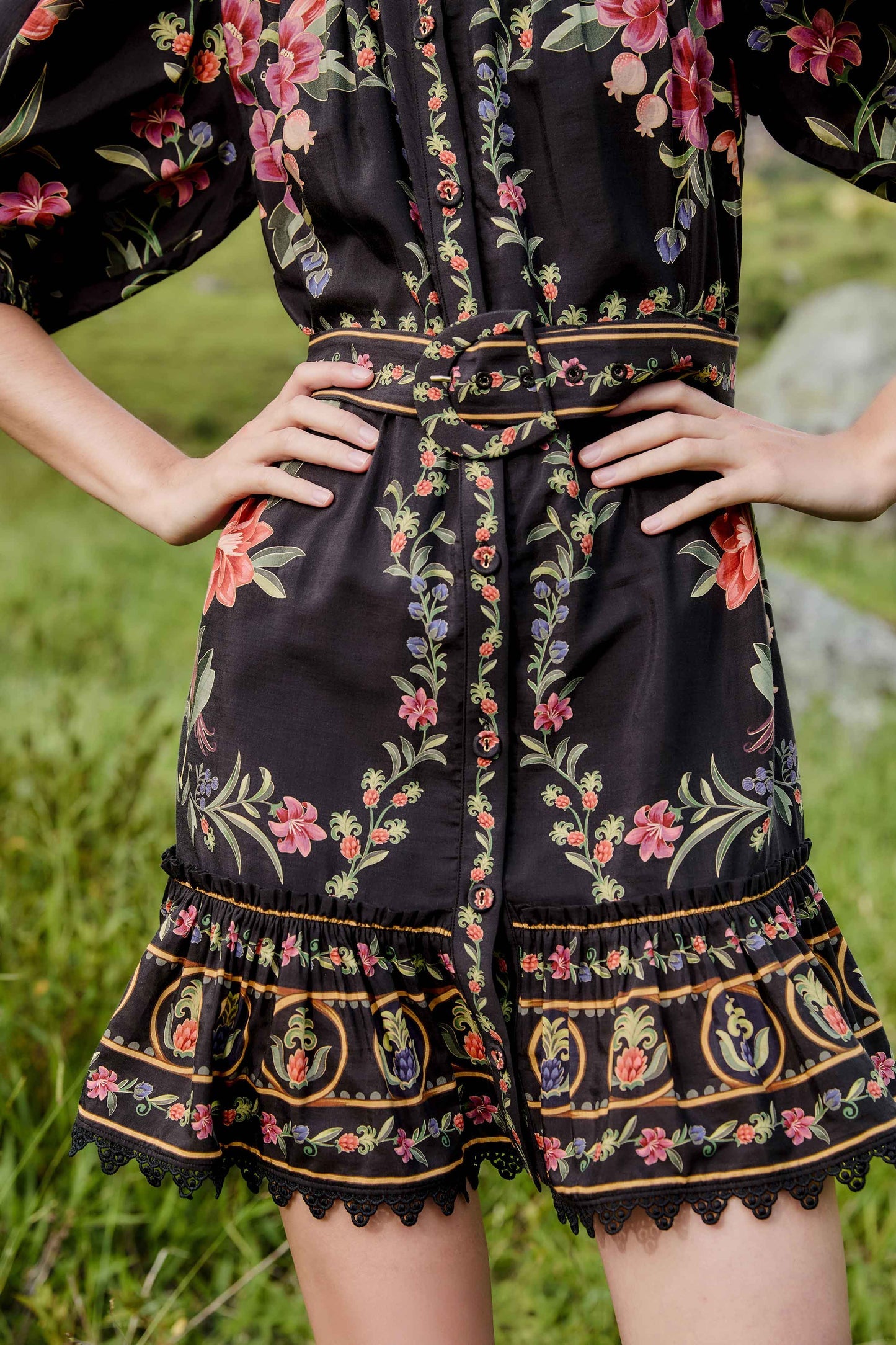 FARM Rio Black Belle Garden Lace Belted Mini Dress | FARM Rio