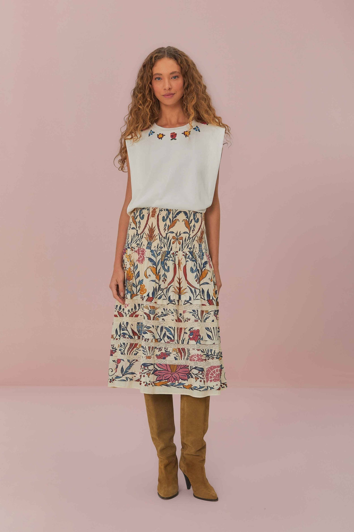 FARM Rio White Beaded Flowers T-Shirt