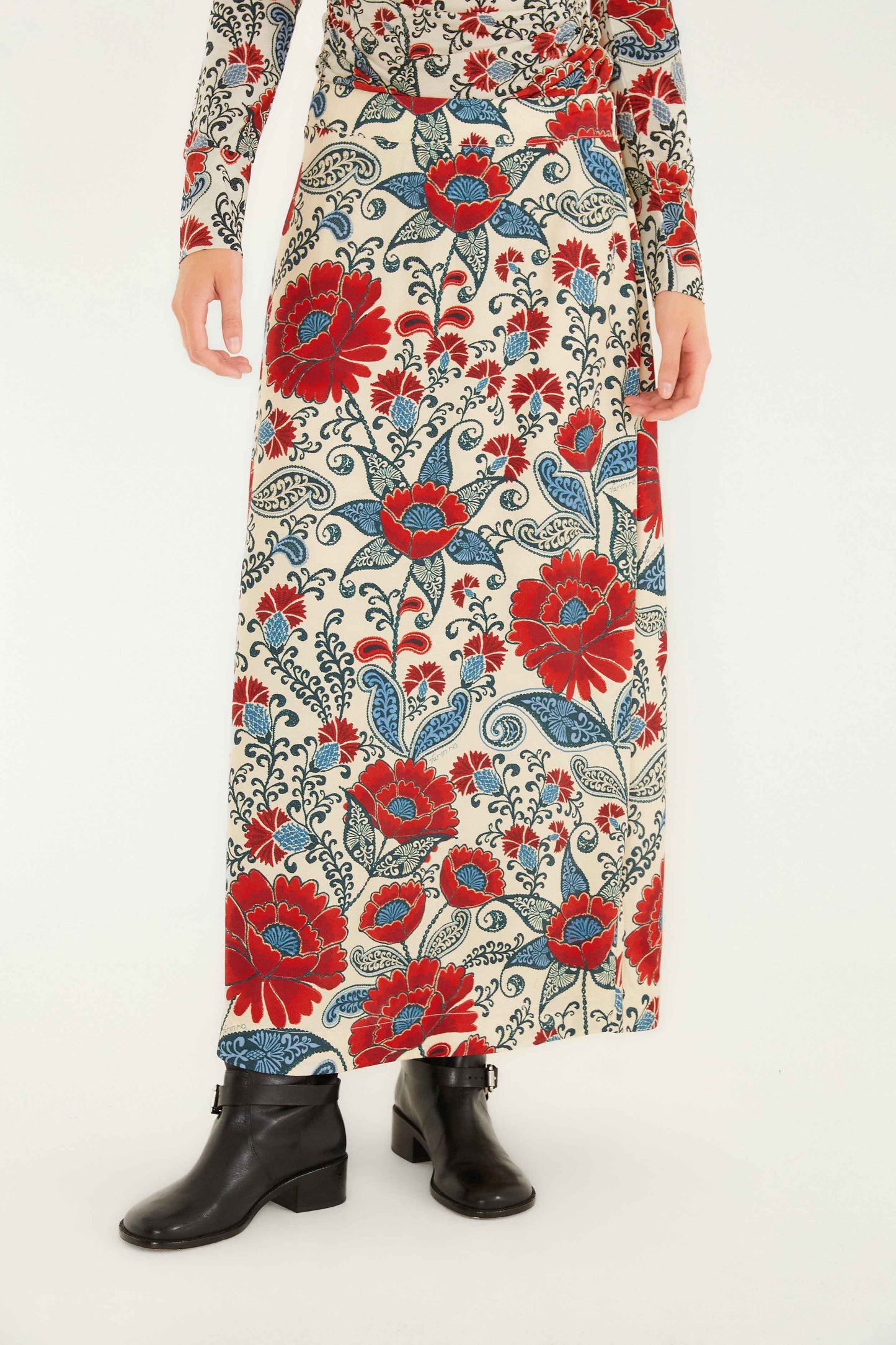 FARM Rio Sand Francesca Lenzing® Ecovero® Viscose Maxi Skirt | FARM Rio