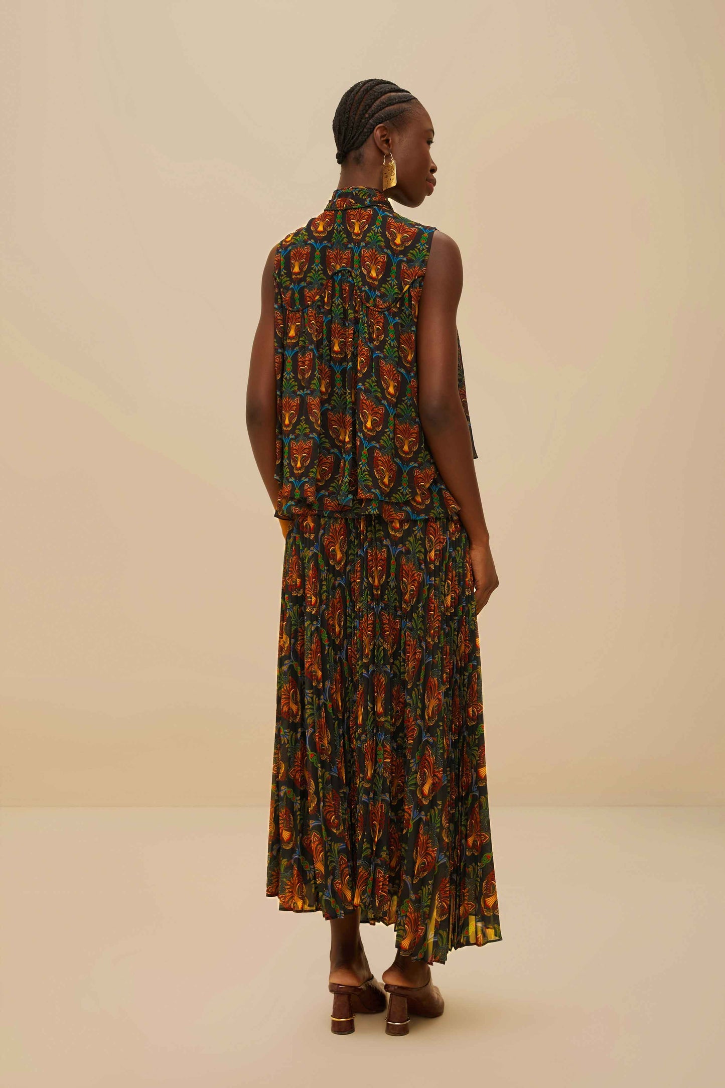 FARM Rio Black Boho Panther Pleated Maxi Skirt