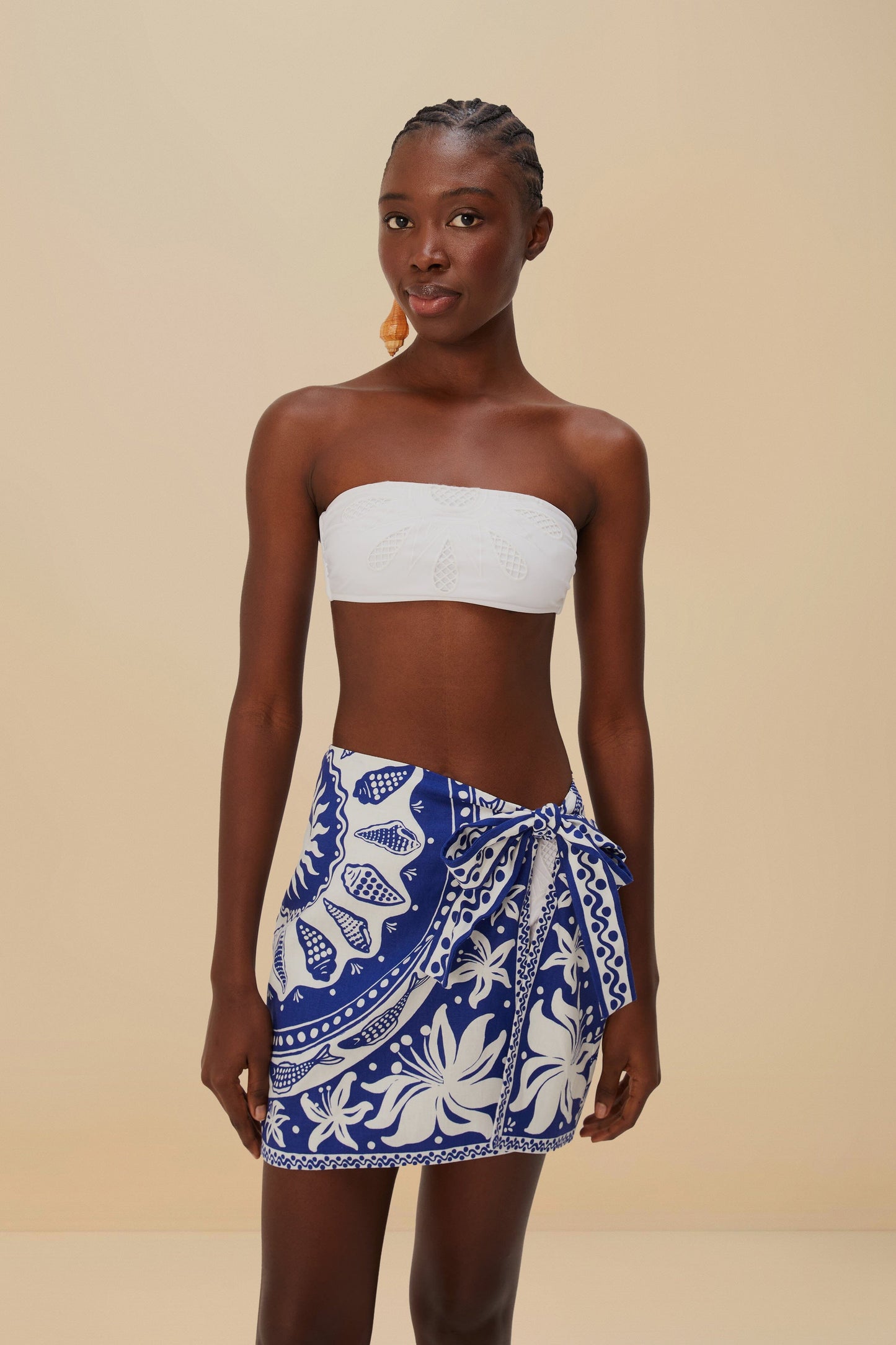 FARM Rio Off-White Ocean Scarf LENZING™ ECOVERO™ Euroflax™ Mini Skirt