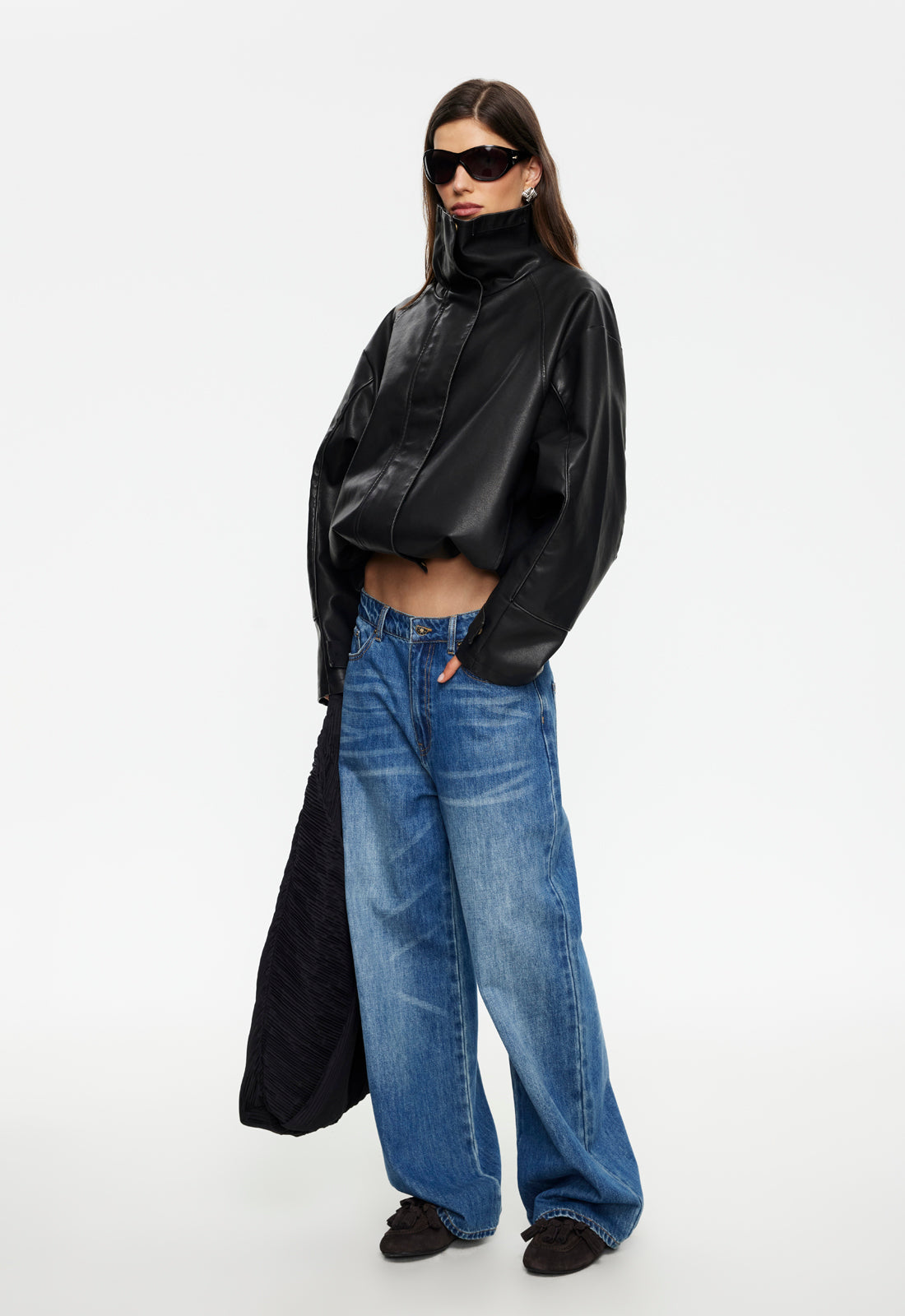 Lioness Fashion Online Shop | Shoreline Funnel - Noir