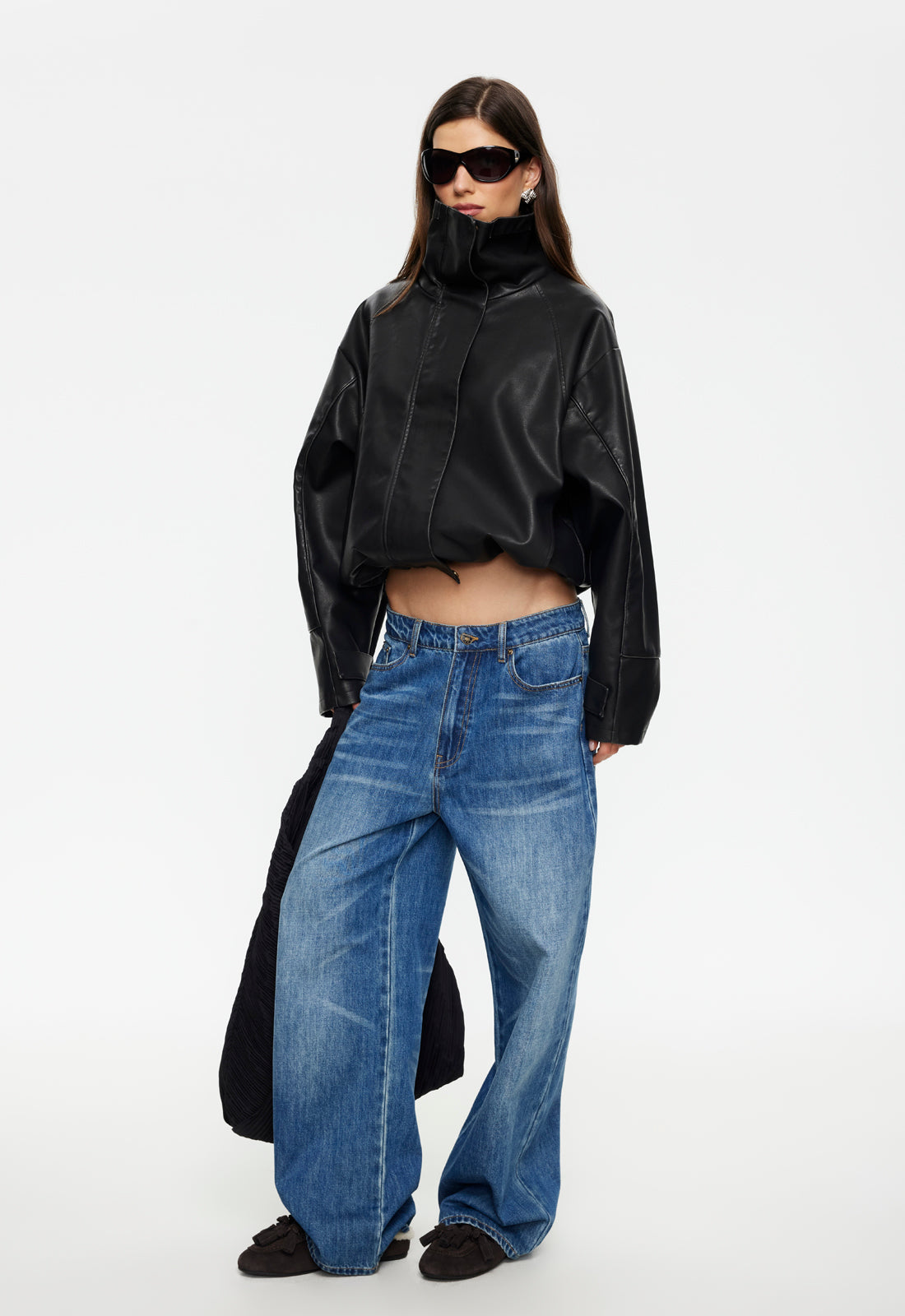 Lioness Fashion Online Shop | Shoreline Funnel - Noir