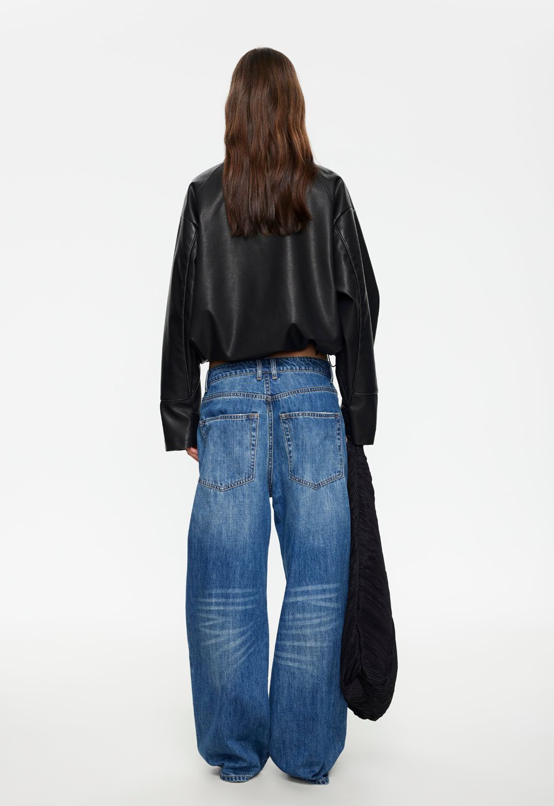 Lioness Fashion Online Shop | Shoreline Funnel - Noir