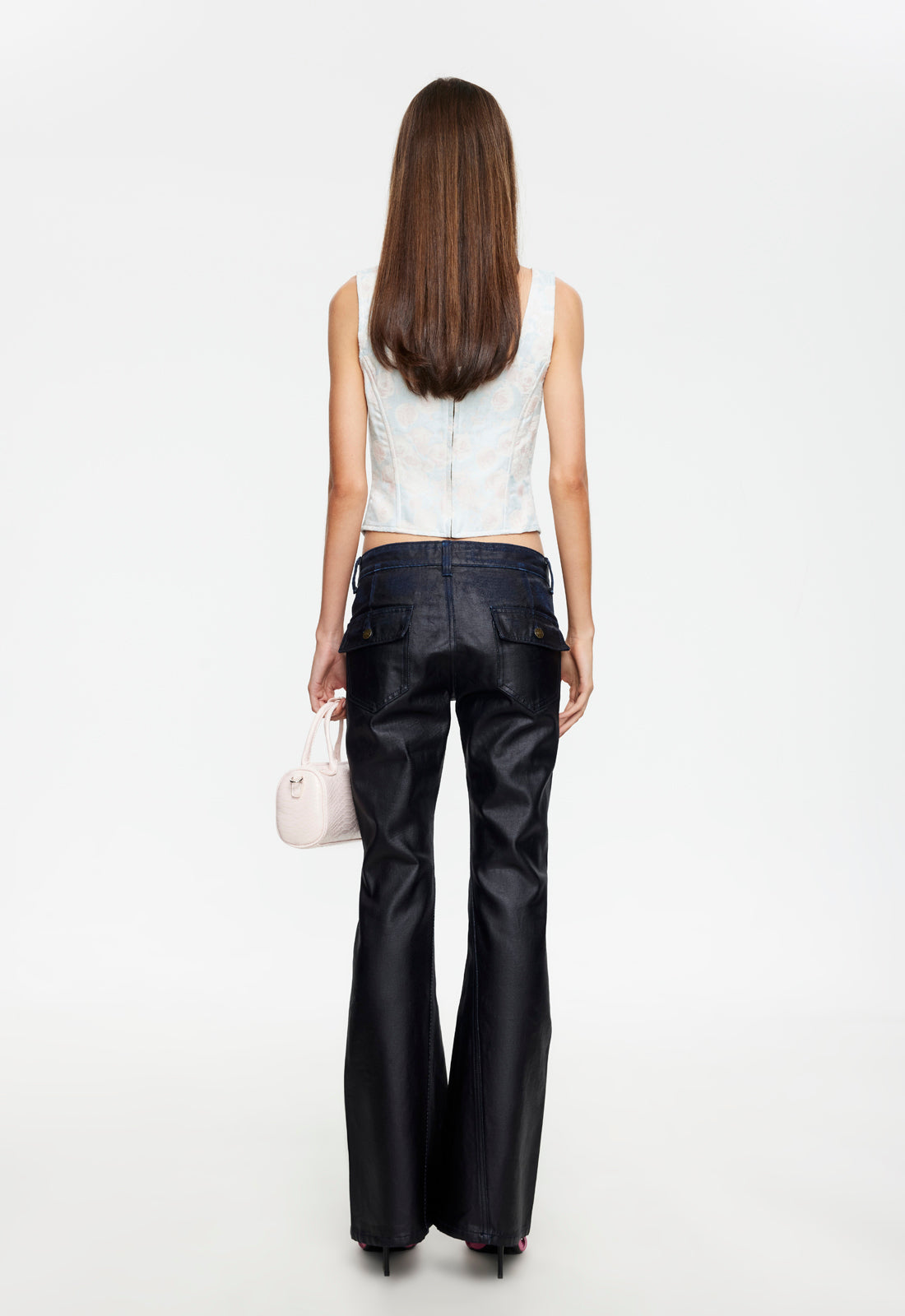 Lioness Fashion For Sale | Mary-Kate Jean - Waxed Onyx