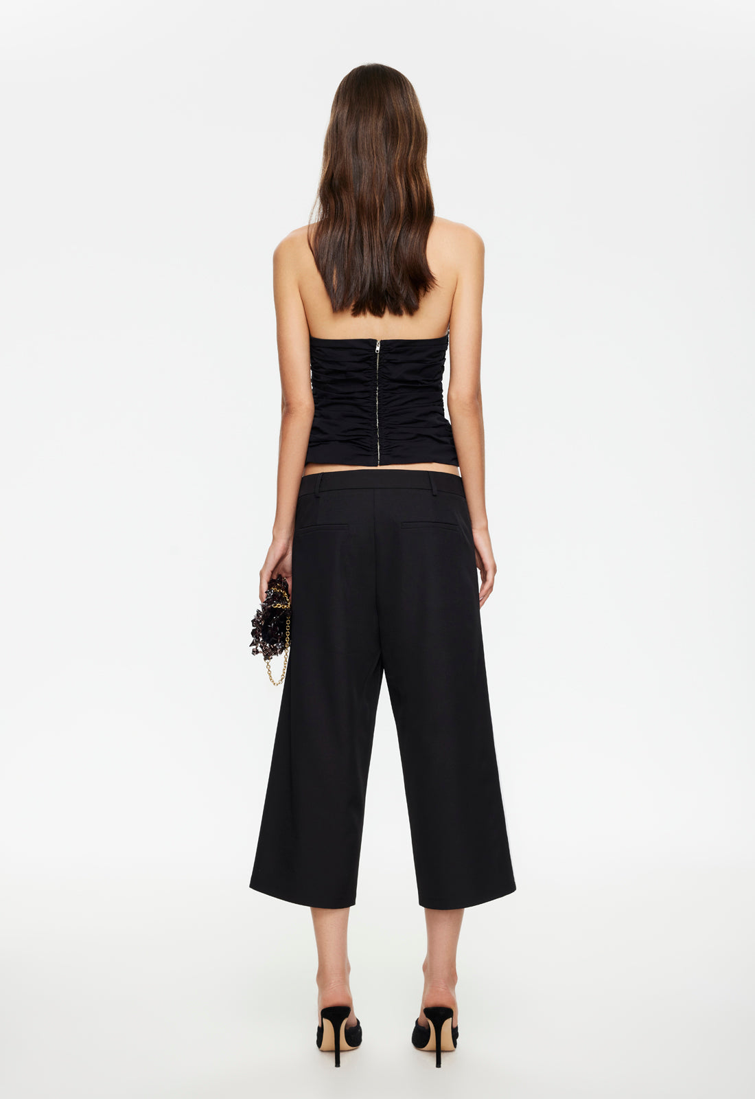 Lioness Fashion Store | Amore Halter Top - Noir
