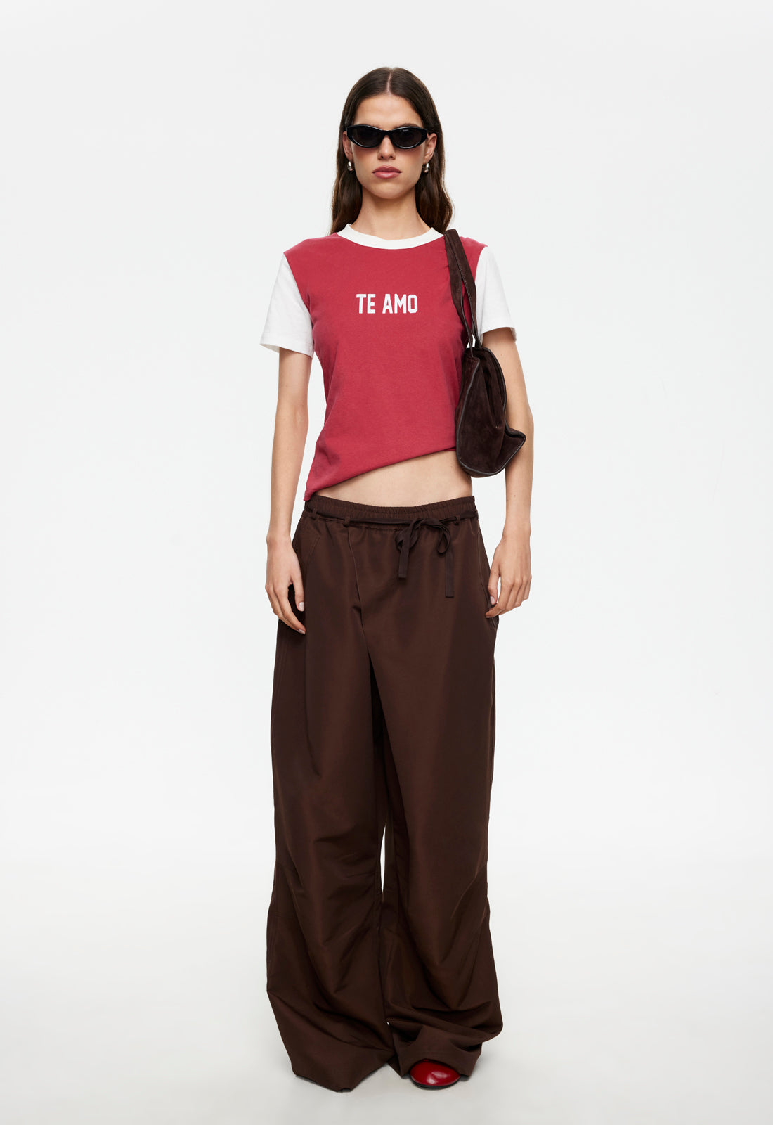 Lioness Fashion US | TE AMO TEE - CRIMSON