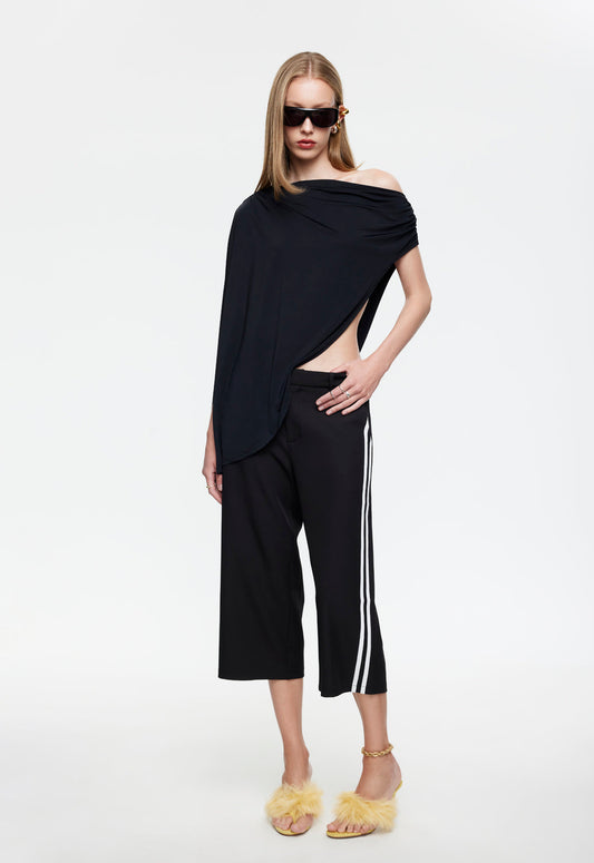Lioness Fashion US | REBORN PONCHO - NOIR